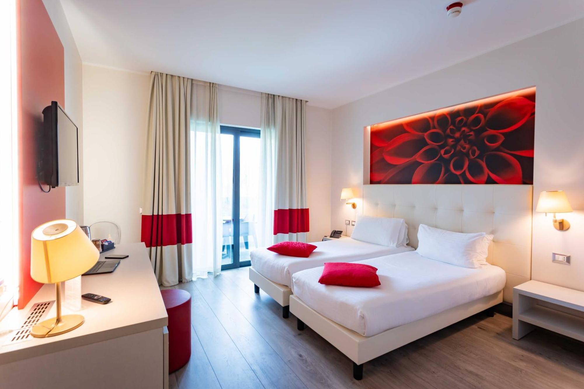 Ibis Styles Milano Est Settala Hotel Exterior foto