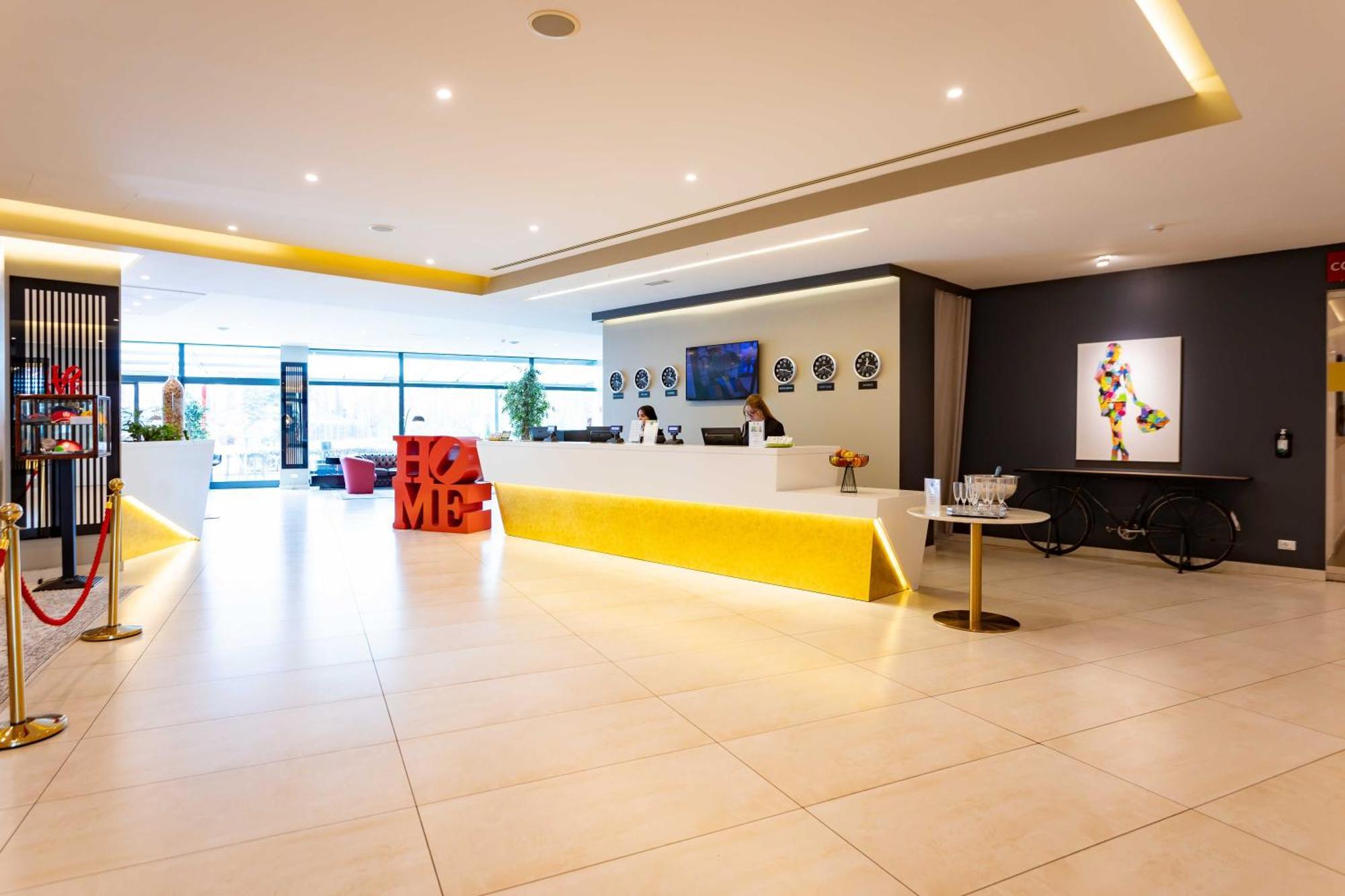 Ibis Styles Milano Est Settala Hotel Exterior foto